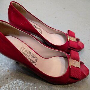 Salvatore Ferragamo Red Patent Leather Peep Toe Pumps with Gold Bow Detail